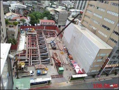 華威